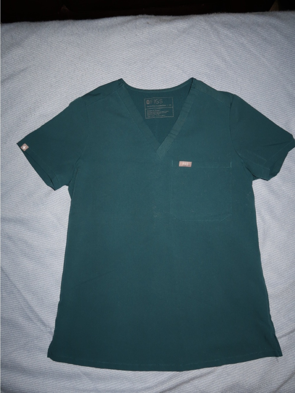 FIGS Caribbean Blue Scrub Top and Bottoms XS/SP pink drawstring - Picture 2 of 5